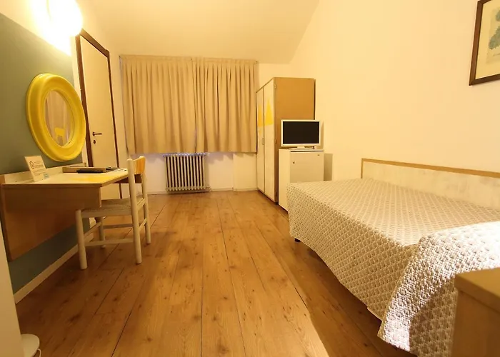 Giardino Hotel 3*