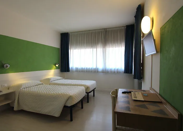 Giardino Hotel 3*