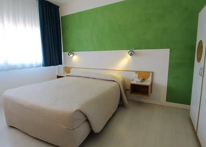 Giardino Hotel 3*
